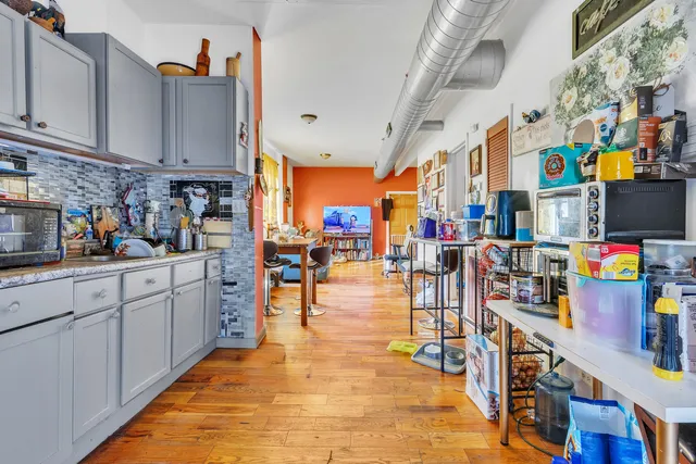 $239,900 | 4217 West Division Street, Chicago, IL 60651