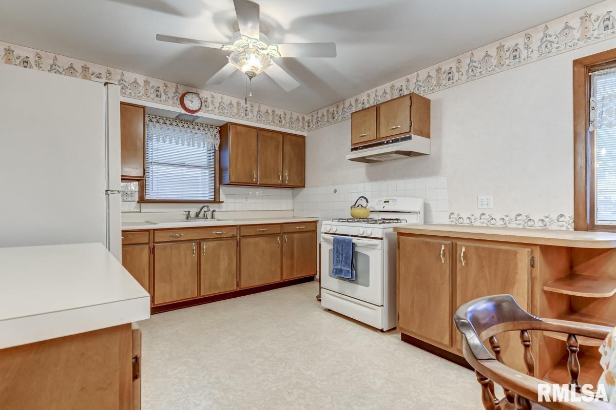 14 Lariat Drive Springfield, IL 62702 - Photo 11 of 36