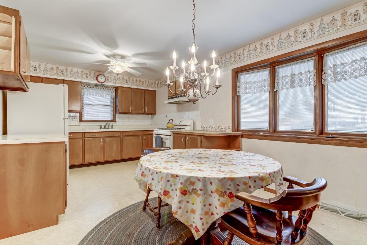 14 Lariat Drive Springfield, IL 62702 - Photo 7 of 36