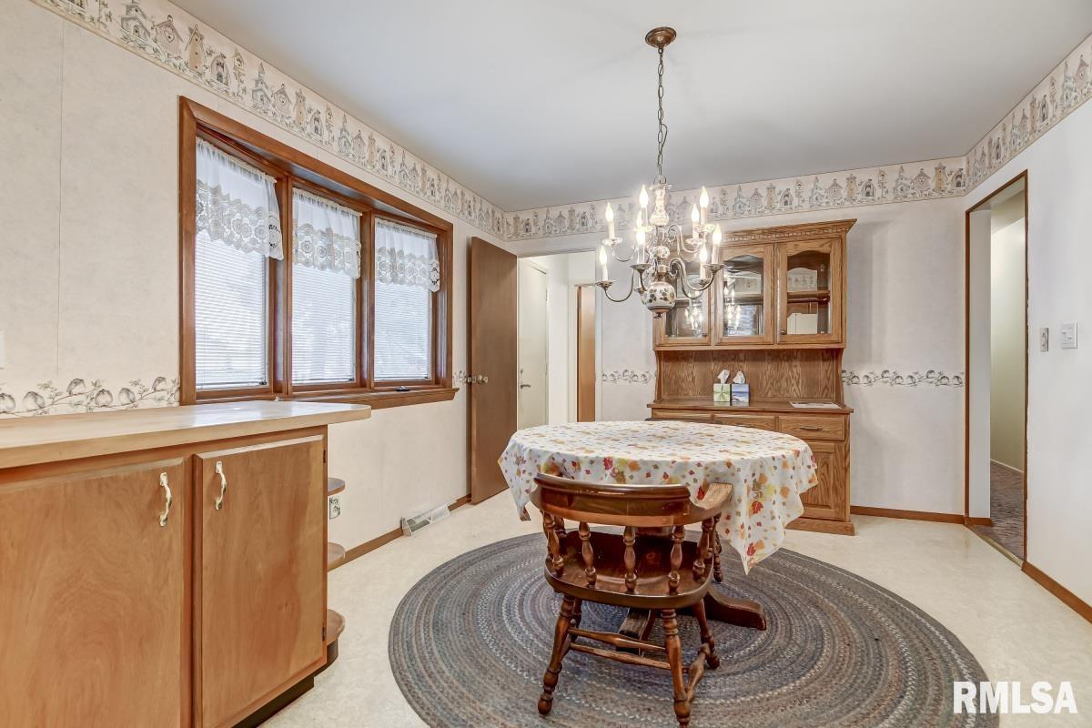 14 Lariat Drive Springfield, IL 62702 - Photo 8 of 36