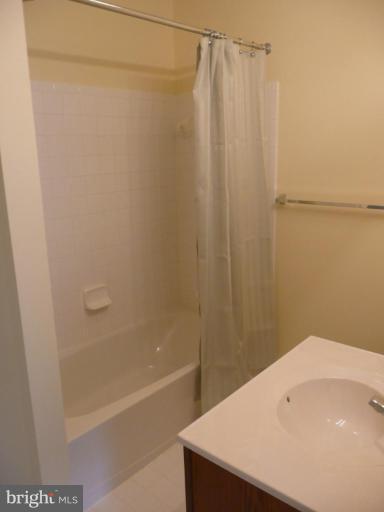 5005 Leasdale Road Rosedale, MD 21237 - Photo 2 of 23 Bath #2