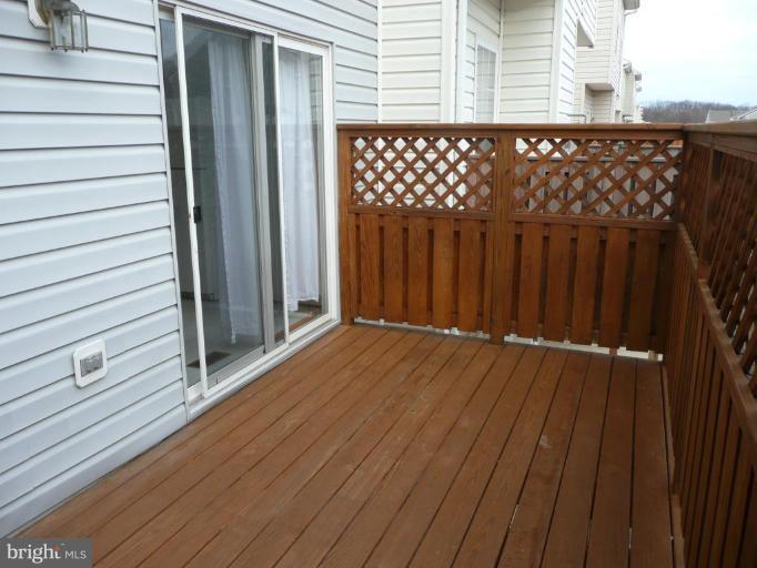 5005 Leasdale Road Rosedale, MD 21237 - Photo 7 of 23 Deck