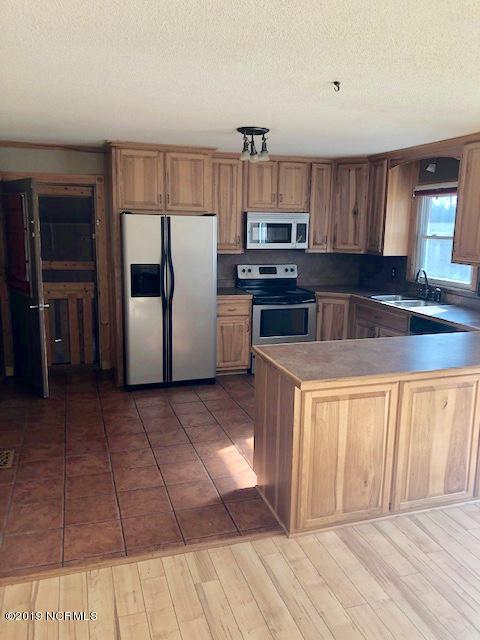 136 Swan Point Road Sneads Ferry, NC 28460 - Photo 5 of 24 Kit
