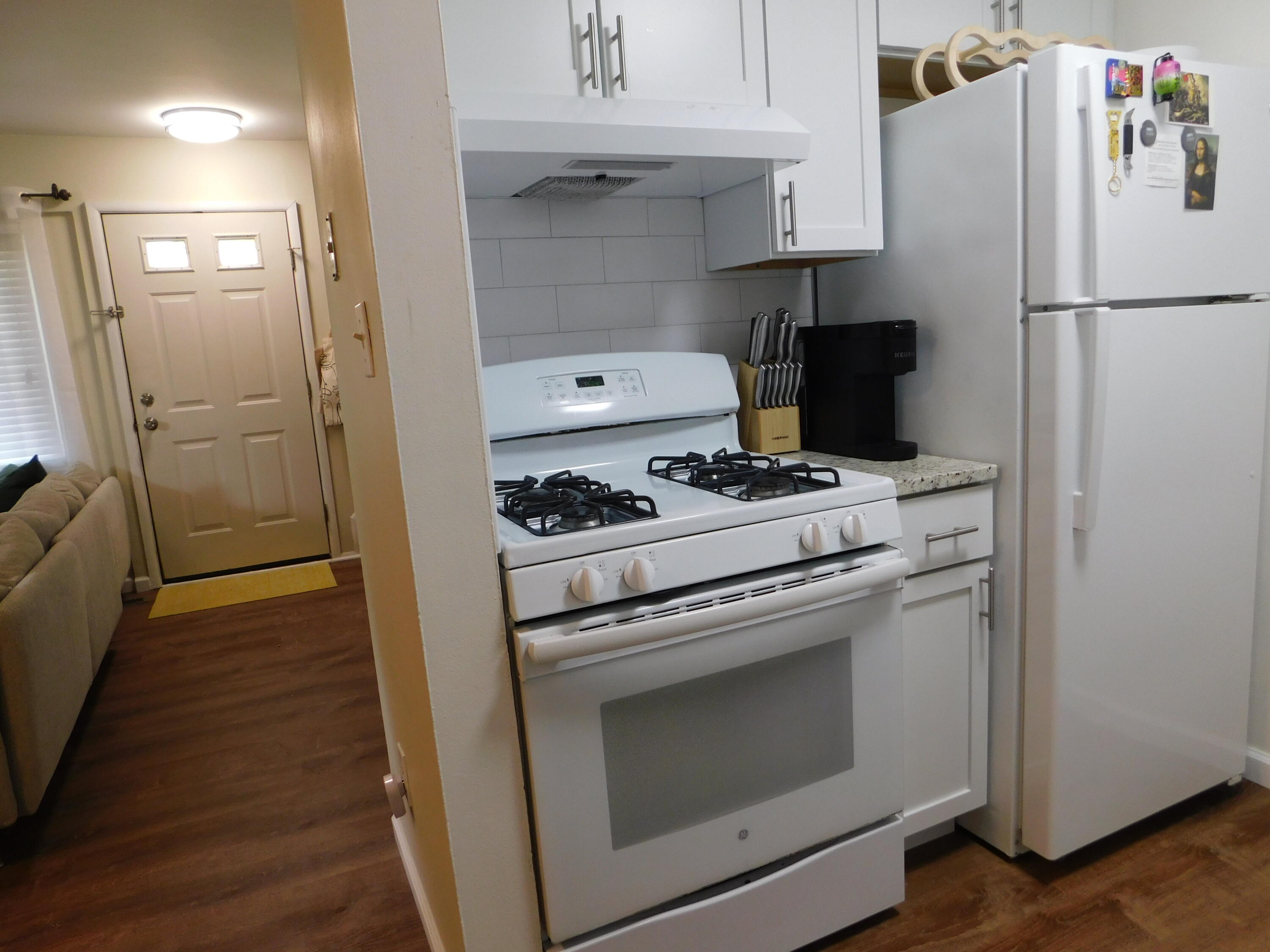 543 Longshore Drive, Unit B Ann Arbor, MI 48105 - Photo 6 of 17 DSCN0150