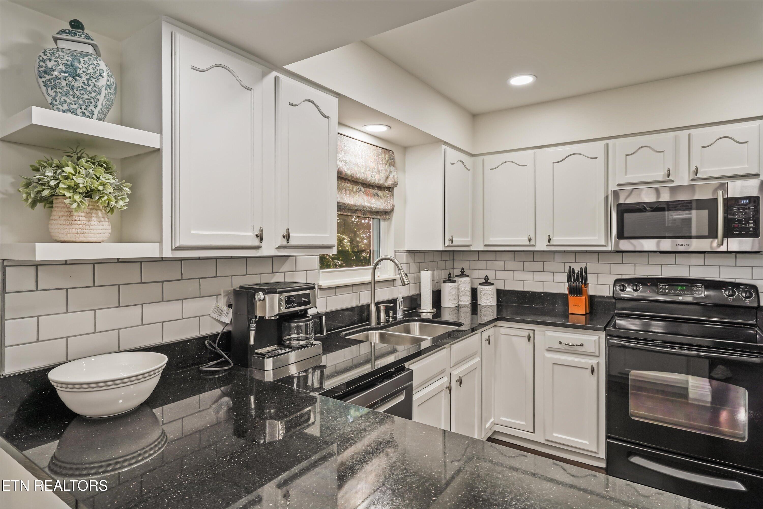 9117 Colchester Ridge Road Knoxville, TN 37922 - Photo 15 of 42 21-9117 Colchester Ridge Rd 25