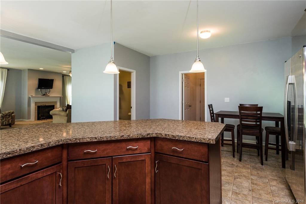 3011 Sweetspire Road Charlotte, NC 28215 - Photo 12 of 35 Gallery Image 12