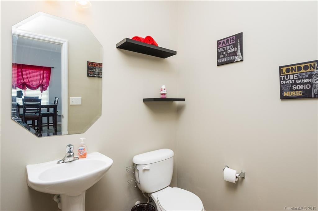 3011 Sweetspire Road Charlotte, NC 28215 - Photo 13 of 35 Gallery Image 13