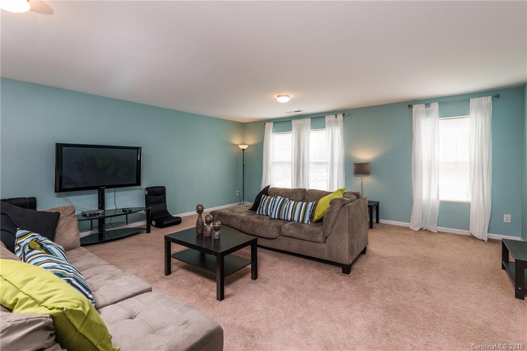 3011 Sweetspire Road Charlotte, NC 28215 - Photo 17 of 35 Gallery Image 17