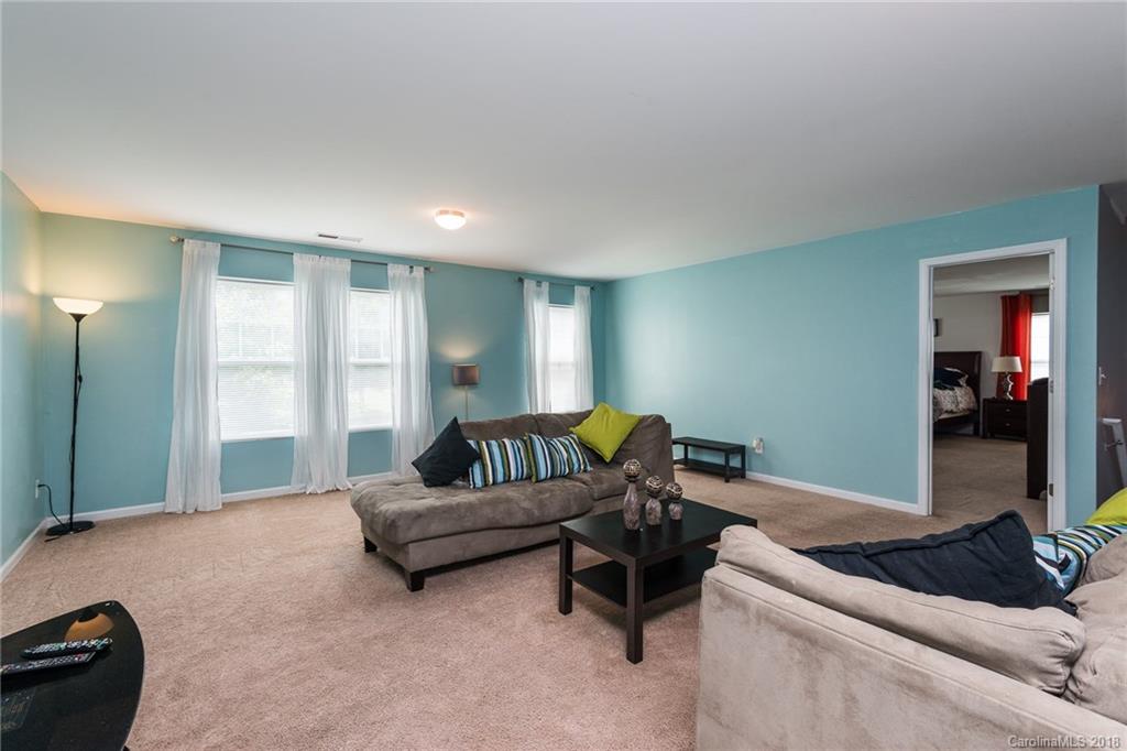 3011 Sweetspire Road Charlotte, NC 28215 - Photo 19 of 35 Gallery Image 19