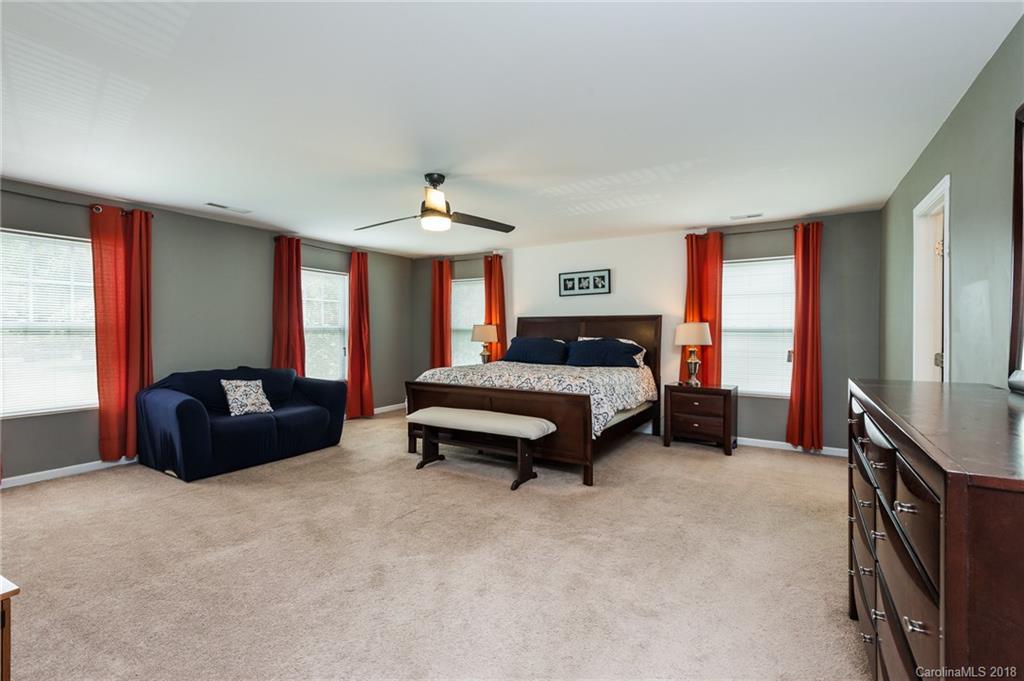 3011 Sweetspire Road Charlotte, NC 28215 - Photo 20 of 35 Gallery Image 20