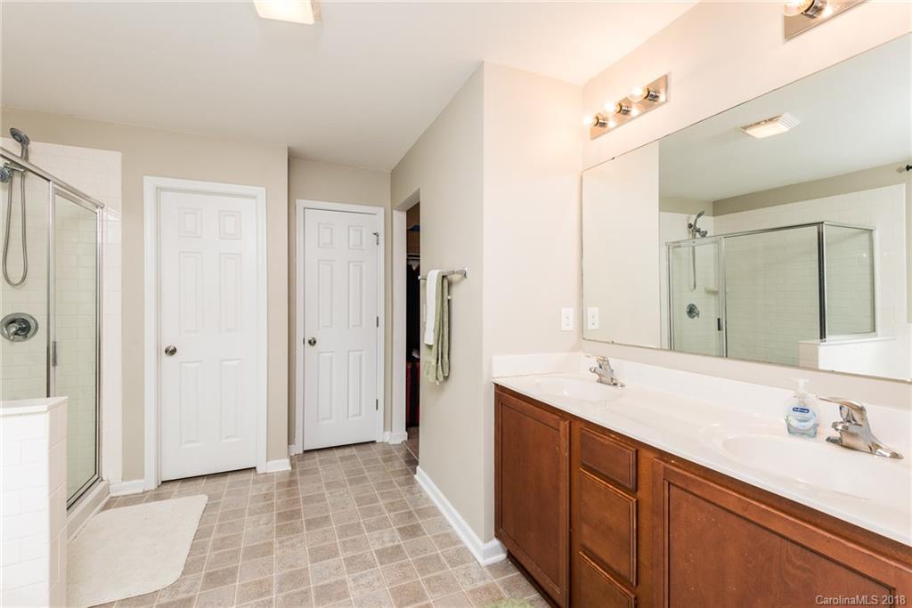 3011 Sweetspire Road Charlotte, NC 28215 - Photo 23 of 35 Gallery Image 23