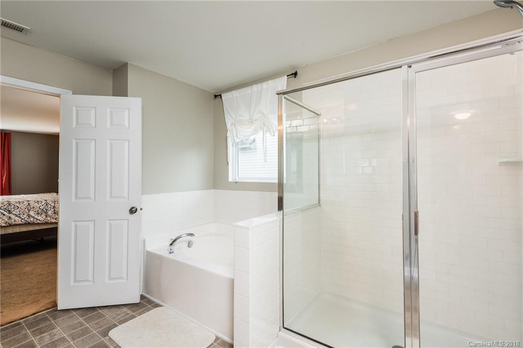 3011 Sweetspire Road Charlotte, NC 28215 - Photo 24 of 35 Gallery Image 24