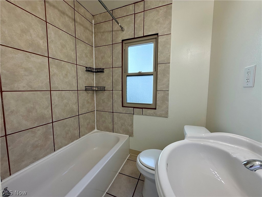 3579 Bosworth Road, Unit 1 Cleveland, OH 44111 - Photo 10 of 15 Gallery Image 10