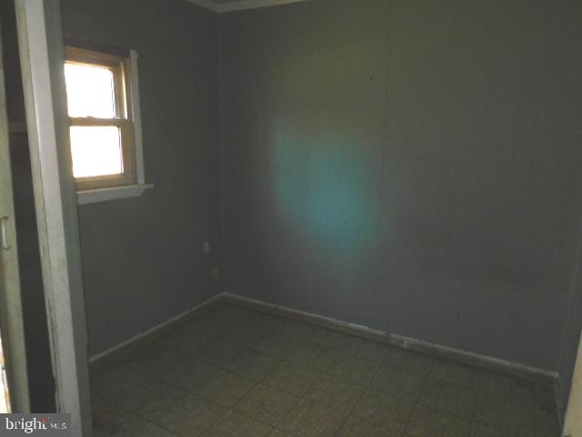 247 Palm Road Millville, NJ 08332 - Photo 8 of 12 Bedroom 1