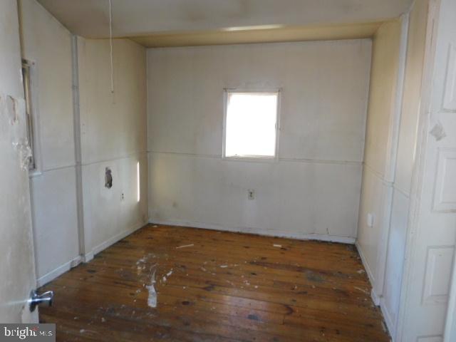 247 Palm Road Millville, NJ 08332 - Photo 10 of 12 Bedroom 3