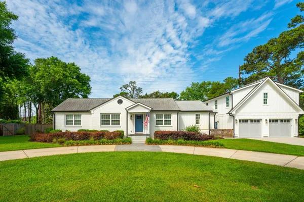 $3,500,000 | 1010 Lansing Drive, Mount Pleasant, SC 29464