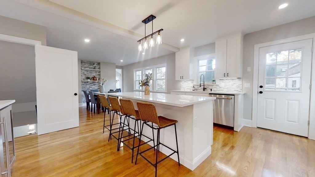 11 Benton Road Belmont, MA 02478 - Photo 4 of 37 Gallery Image 4
