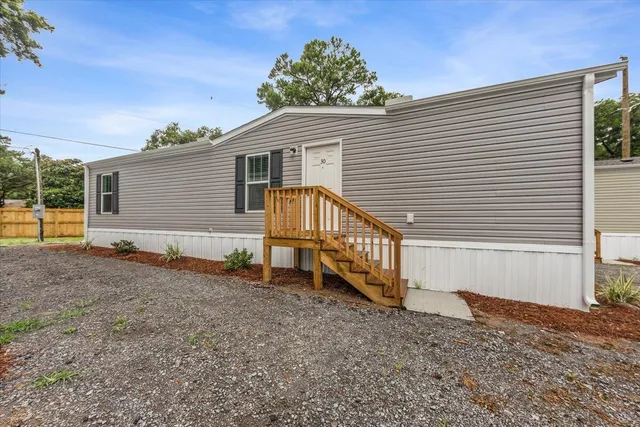 $1,850 | 1156 Russell Drive, Unit 25, Mount Pleasant, SC 29464