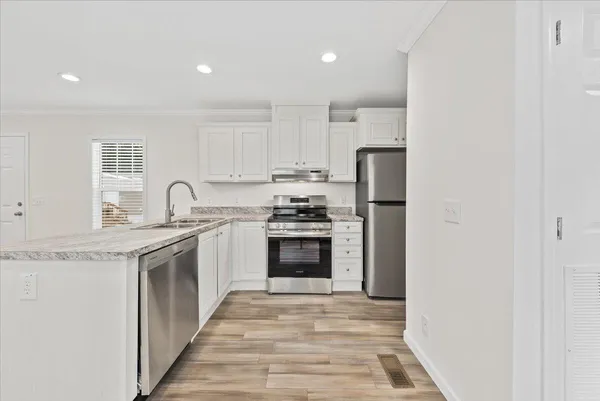 $1,850 | 1156 Russell Drive, Unit 25, Mount Pleasant, SC 29464