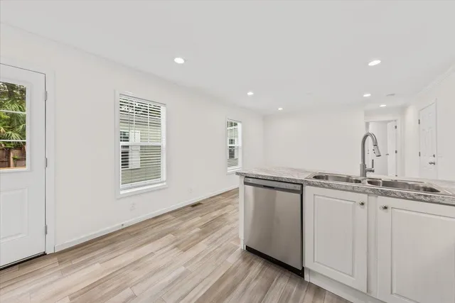 $1,850 | 1156 Russell Drive, Unit 25, Mount Pleasant, SC 29464