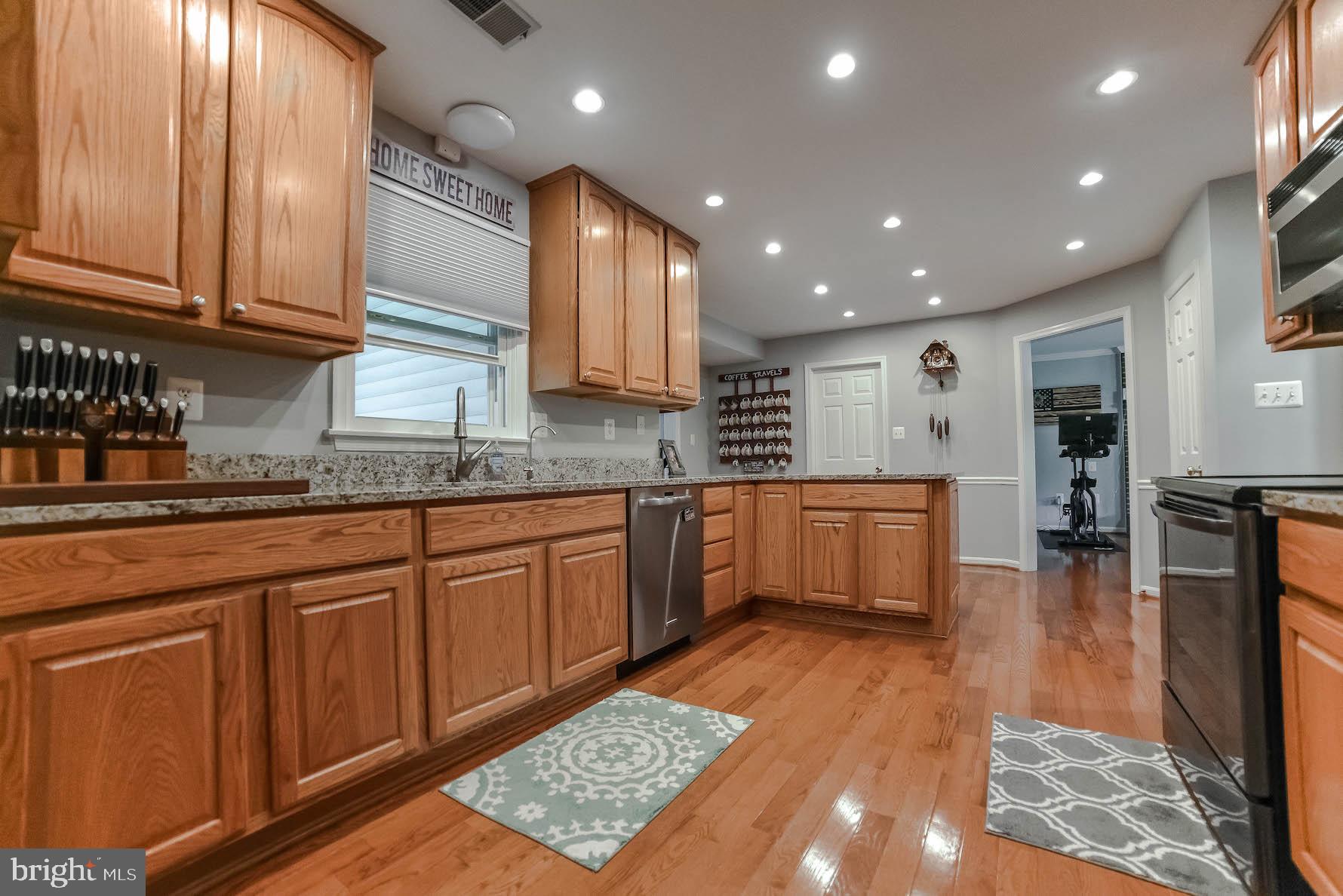 8695 Lowell Road Pomfret, MD 20675 - Photo 11 of 43