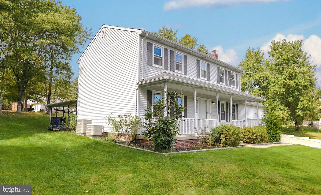 8695 Lowell Road Pomfret, MD 20675 - Photo 3 of 43