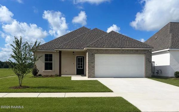 $235,365 | 107 Pine Harvest Scott La, Scott, LA 70583