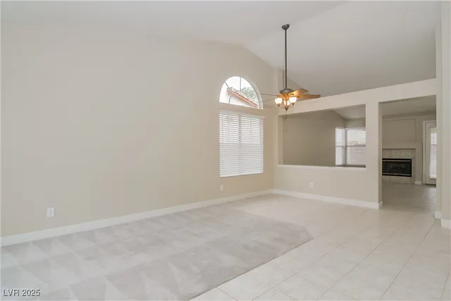 $1,835 | 6093 Bing Cherry Drive, Las Vegas, NV 89142