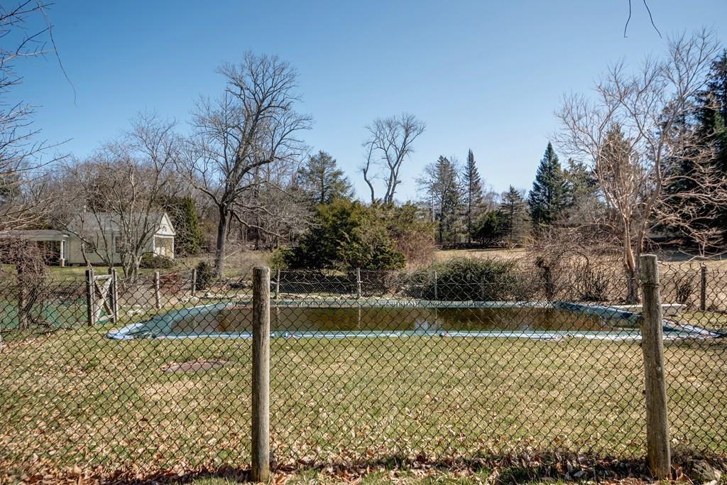 15-19 Strawberry Hill Street Dover, MA 02030 - Photo 24 of 26