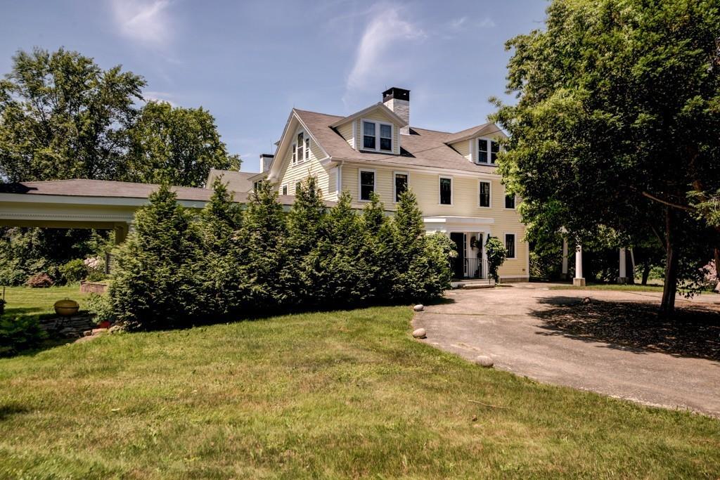 15-19 Strawberry Hill Street Dover, MA 02030 - Photo 3 of 26