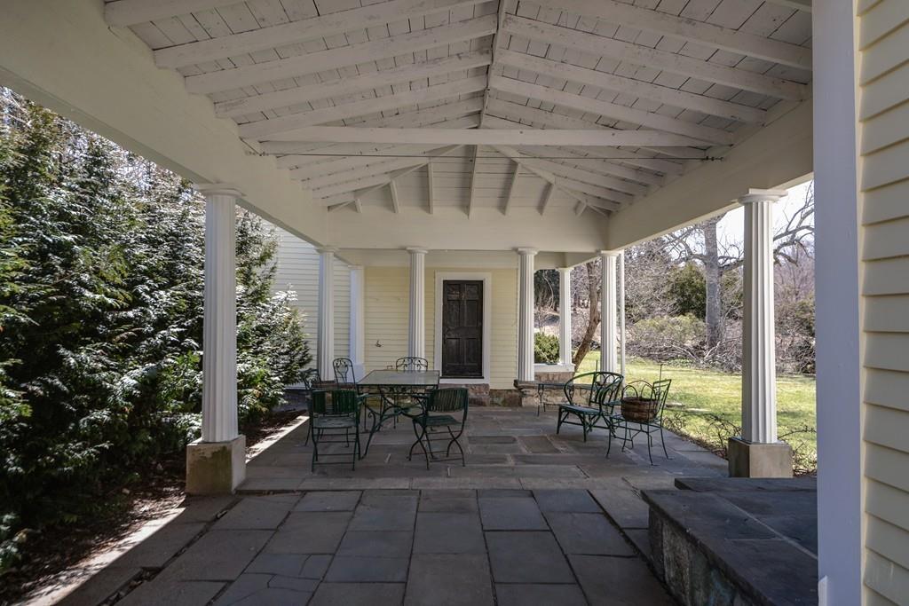 15-19 Strawberry Hill Street Dover, MA 02030 - Photo 6 of 26