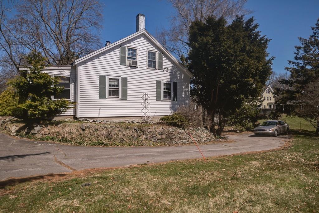 15-19 Strawberry Hill Street Dover, MA 02030 - Photo 8 of 26