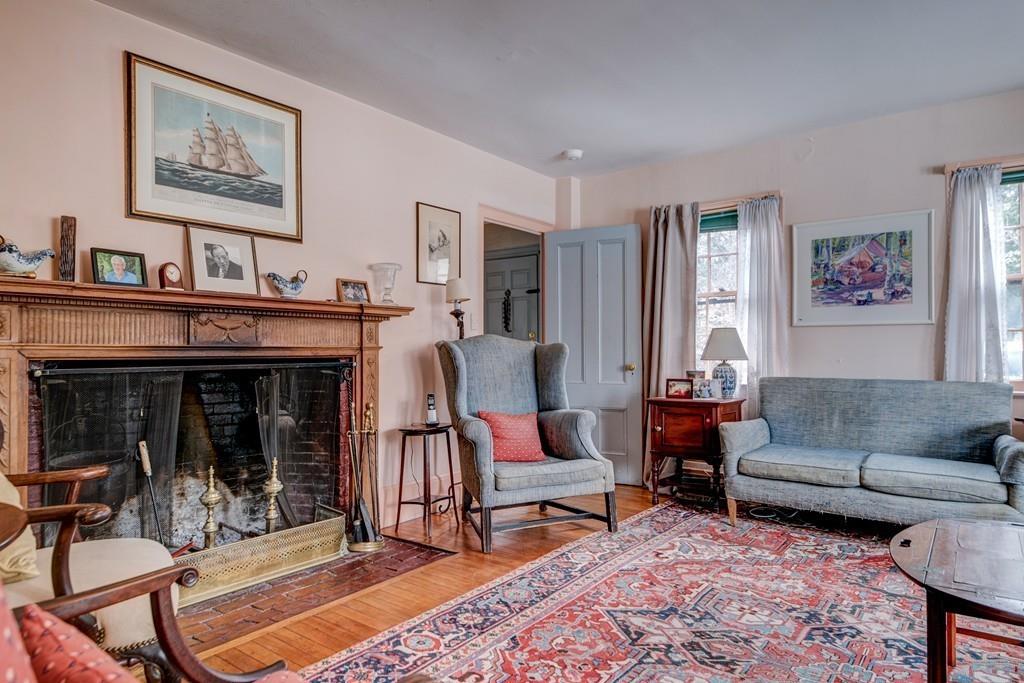 15-19 Strawberry Hill Street Dover, MA 02030 - Photo 10 of 26