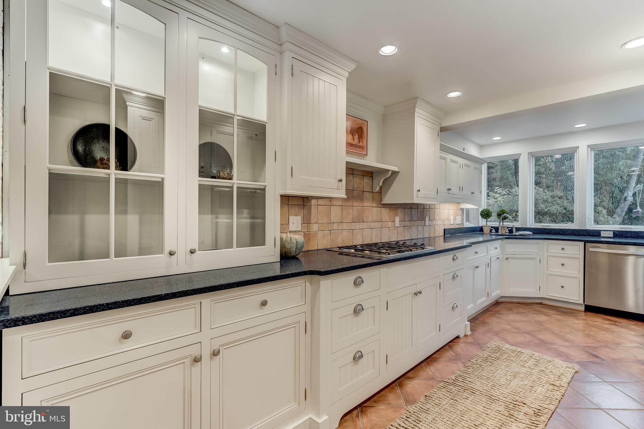 126 Round Bay Road Severna Park, MD 21146 - Photo 18 of 80 Refined kitchen