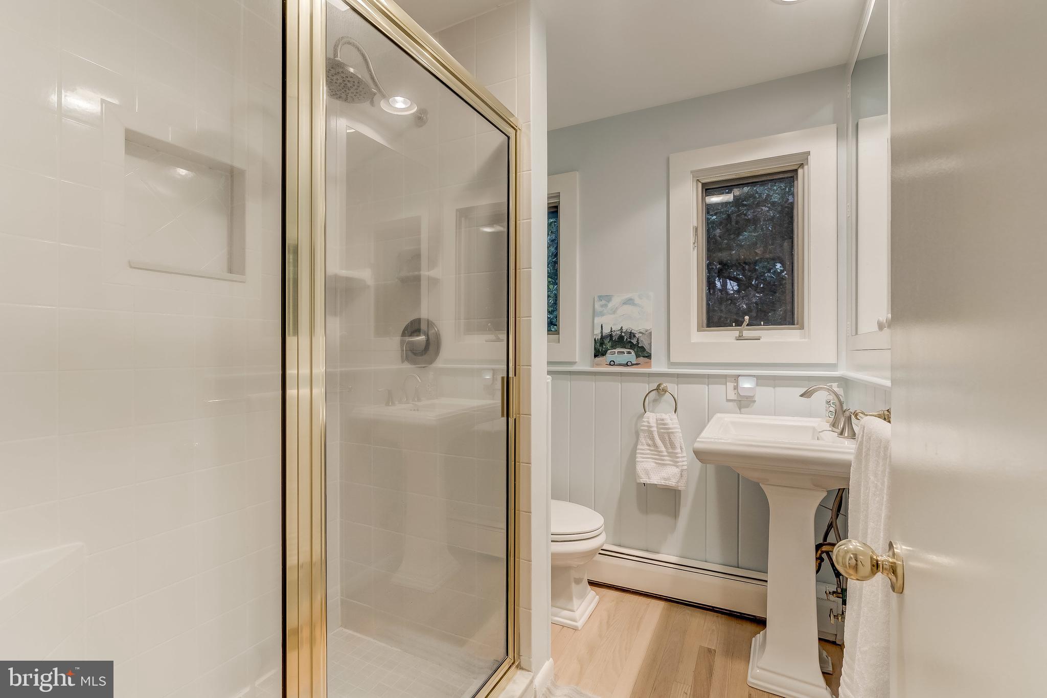 126 Round Bay Road Severna Park, MD 21146 - Photo 36 of 80 Second floor hall bath with walk-in shower