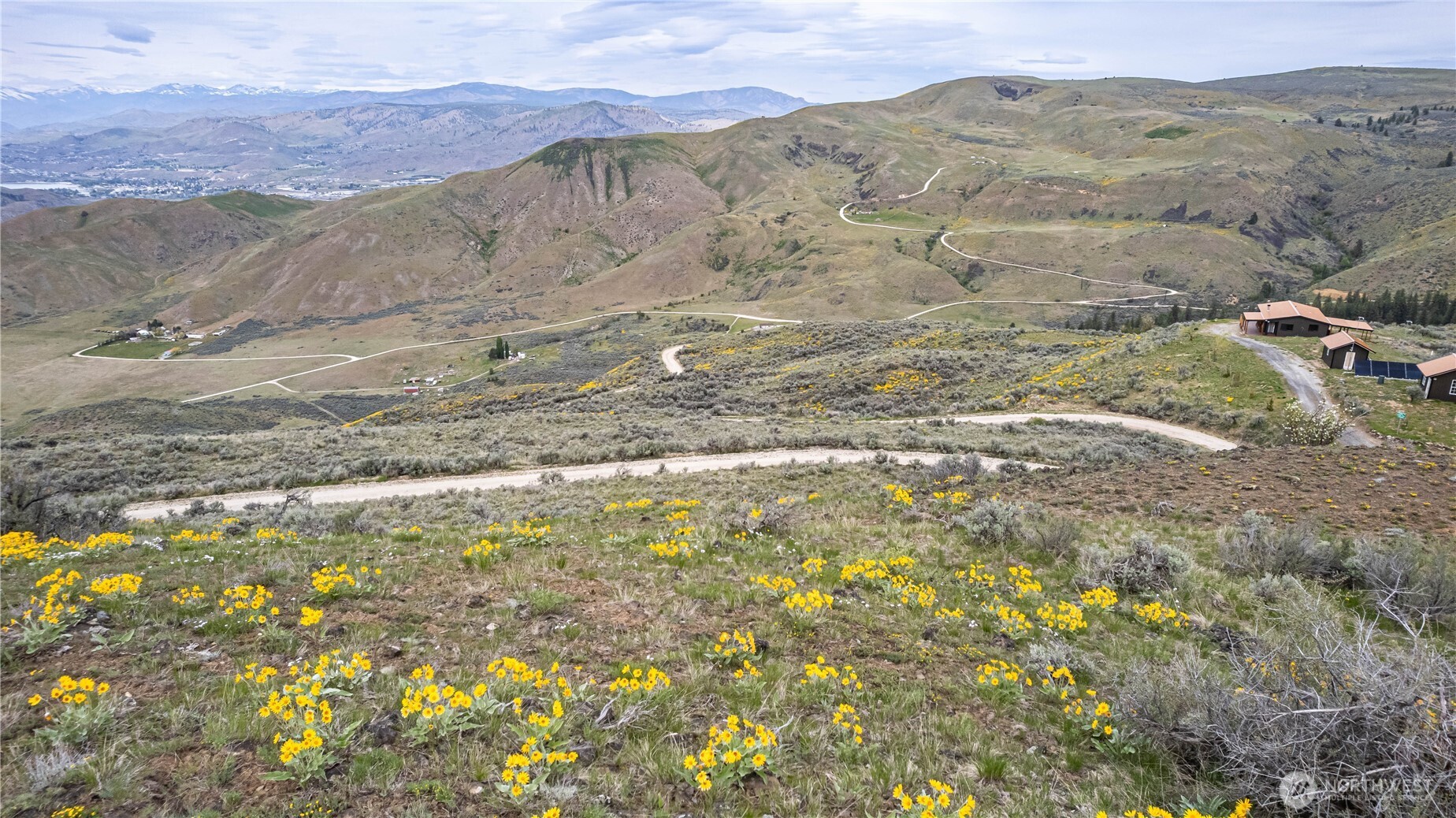 0 Chelan Hills Acres Road Orondo, WA 98843 - Photo 20 of 37 a view of mountains and mountain
