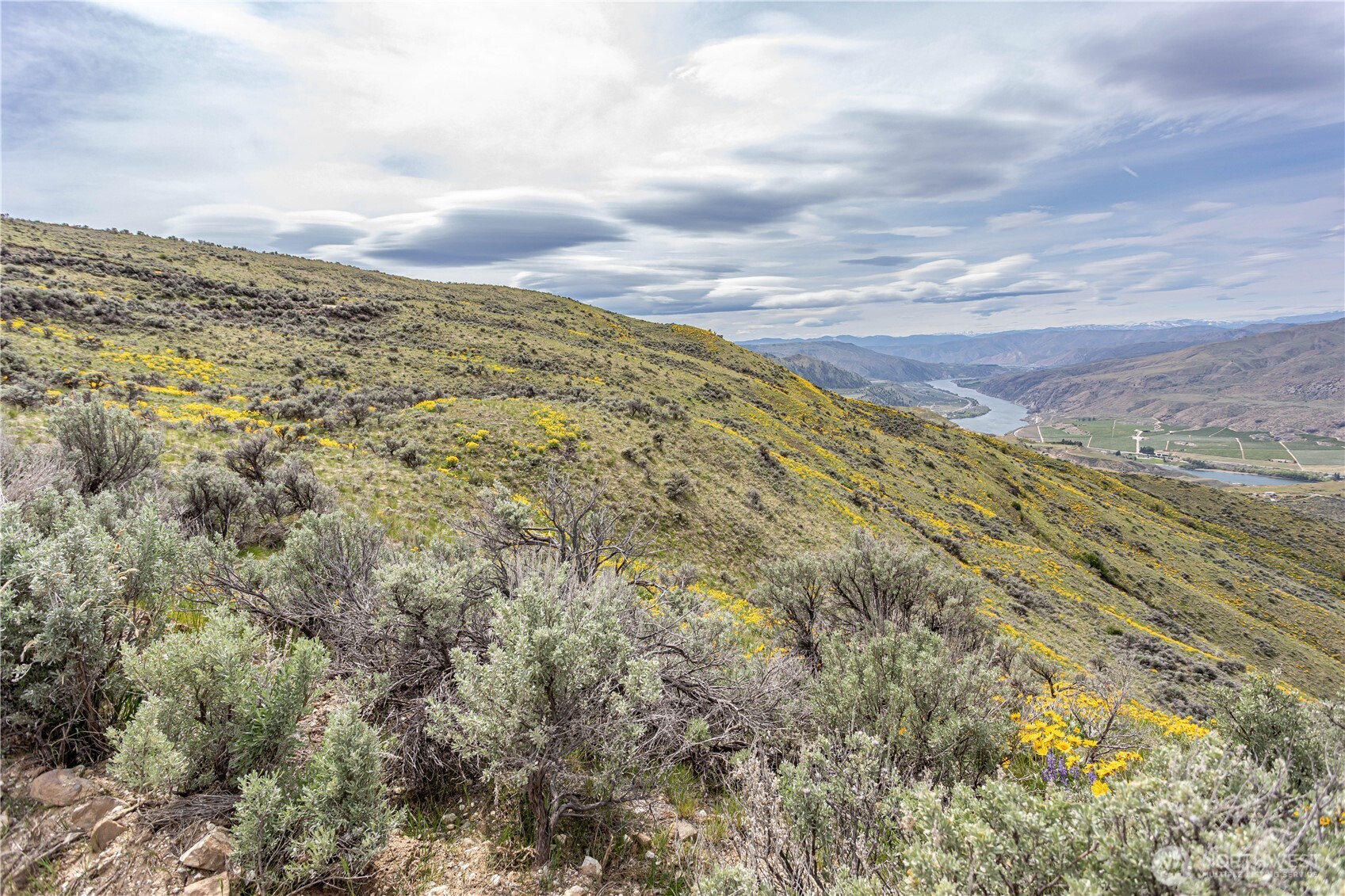 0 Chelan Hills Acres Road Orondo, WA 98843 - Photo 36 of 37