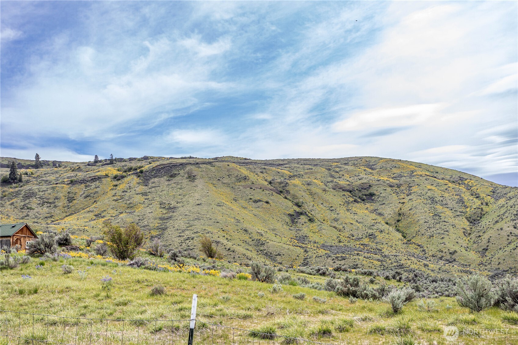 0 Chelan Hills Acres Road Orondo, WA 98843 - Photo 37 of 37 a view of ocean view with a beach