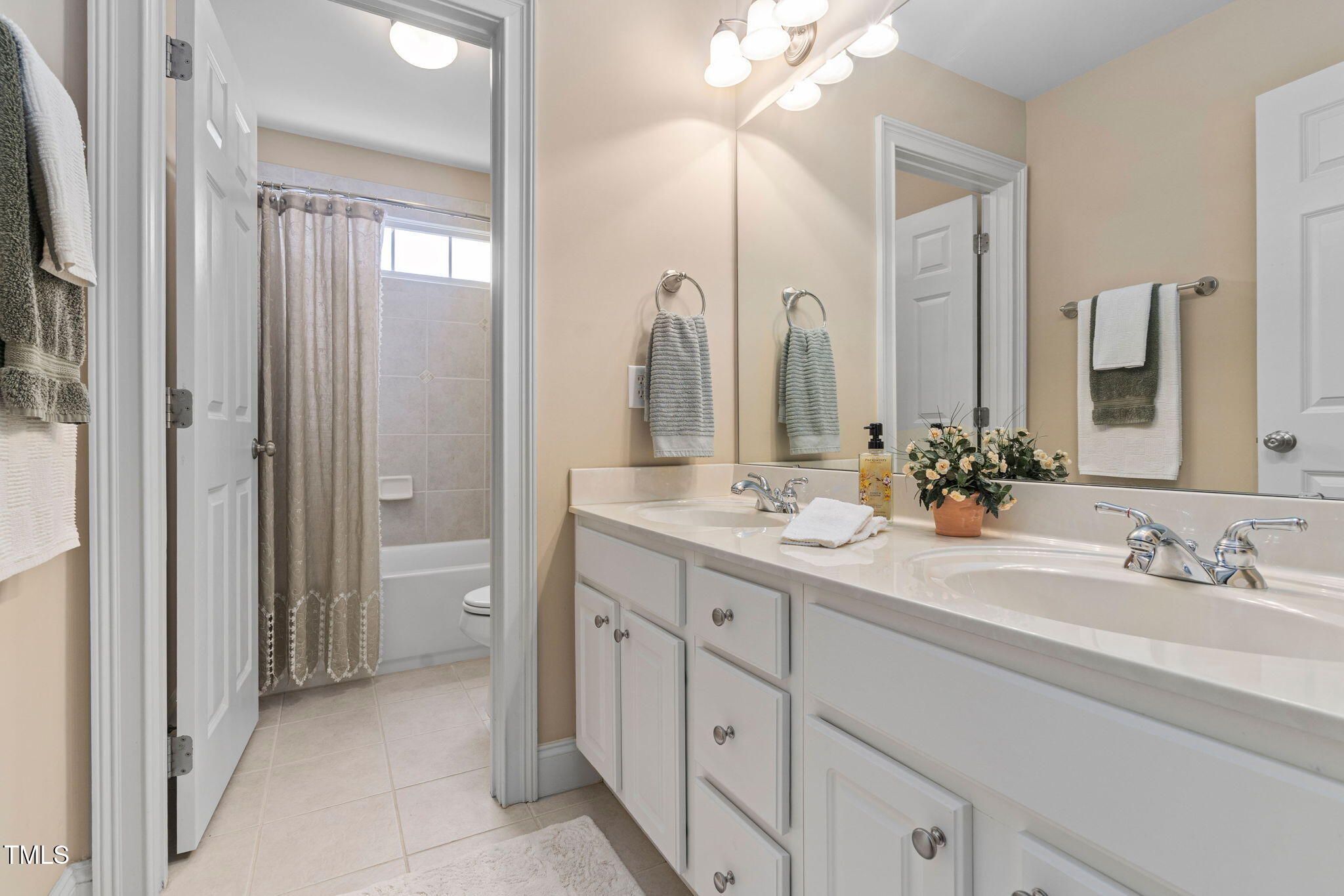 1104 Colonial Club Road Wake Forest, NC 27587 - Photo 29 of 52 107-web-or-mls-1104-colonial-club-rd