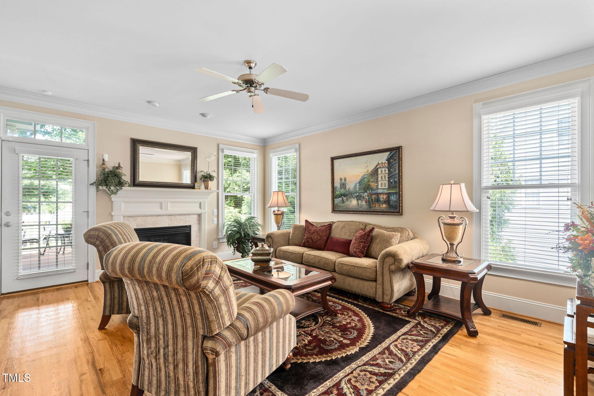 85-web-or-mls-1104-colonial-club-rd