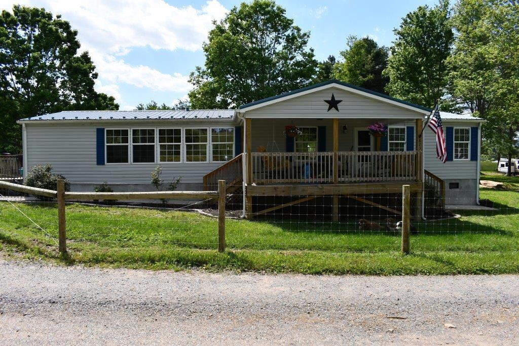 823 Nutmeg Lane Rural Retreat, VA 24368 - Photo 1 of 56 Gallery Image 1