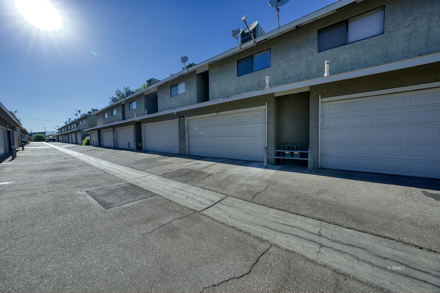 209 East Upjohn Avenue Ridgecrest, CA 93555 - Photo 40 of 44