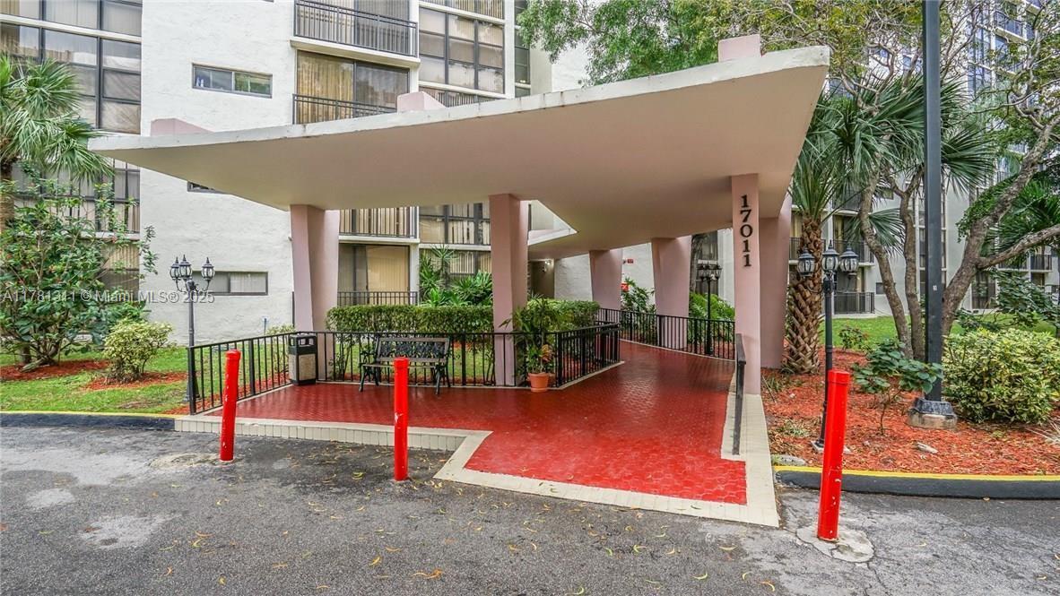 17011 North Bay Road, Unit 701 Sunny Isles Beach, FL 33160 - Photo 21 of 41 a view of outdoor space yard and porch