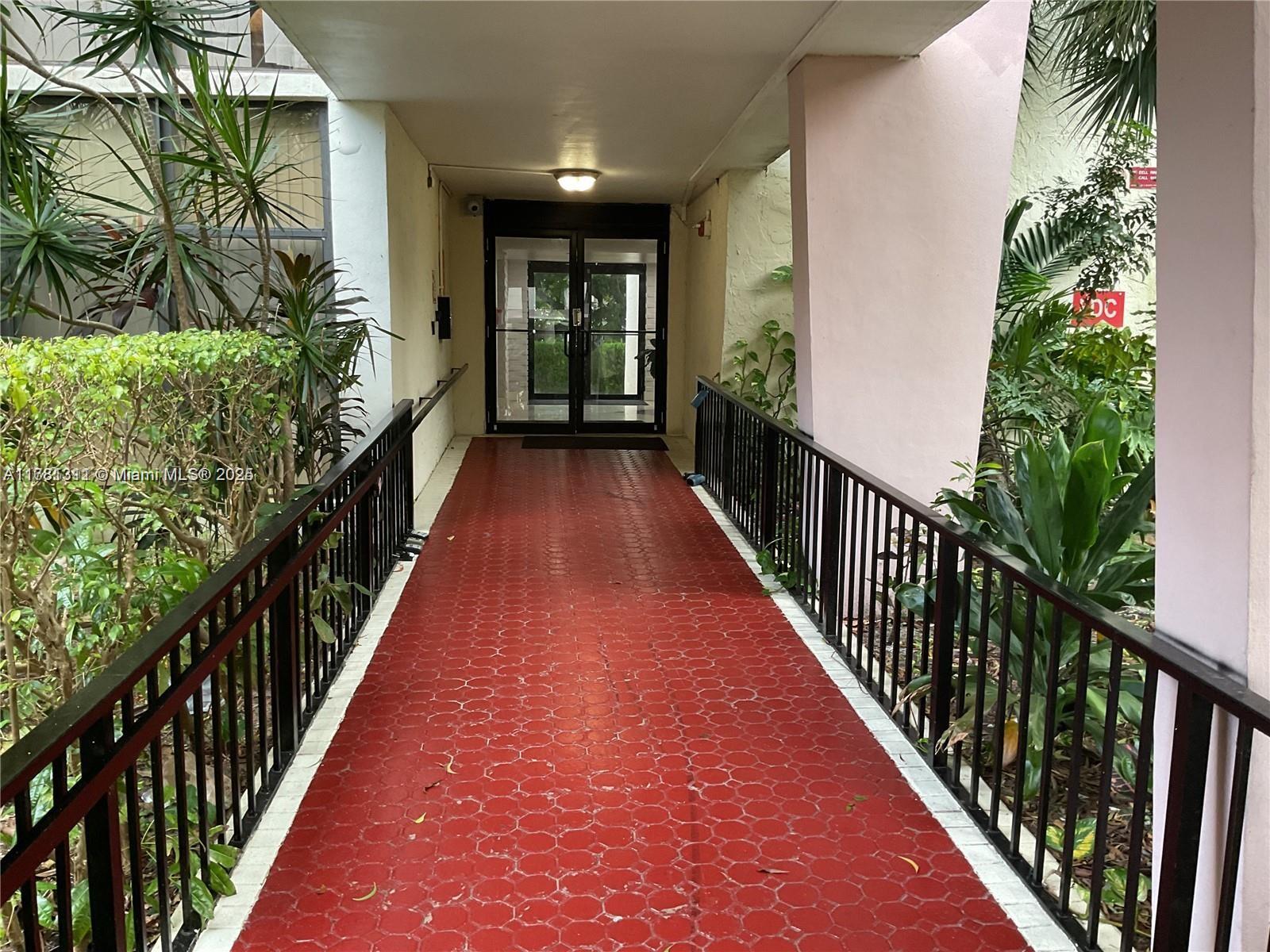 17011 North Bay Road, Unit 701 Sunny Isles Beach, FL 33160 - Photo 22 of 41