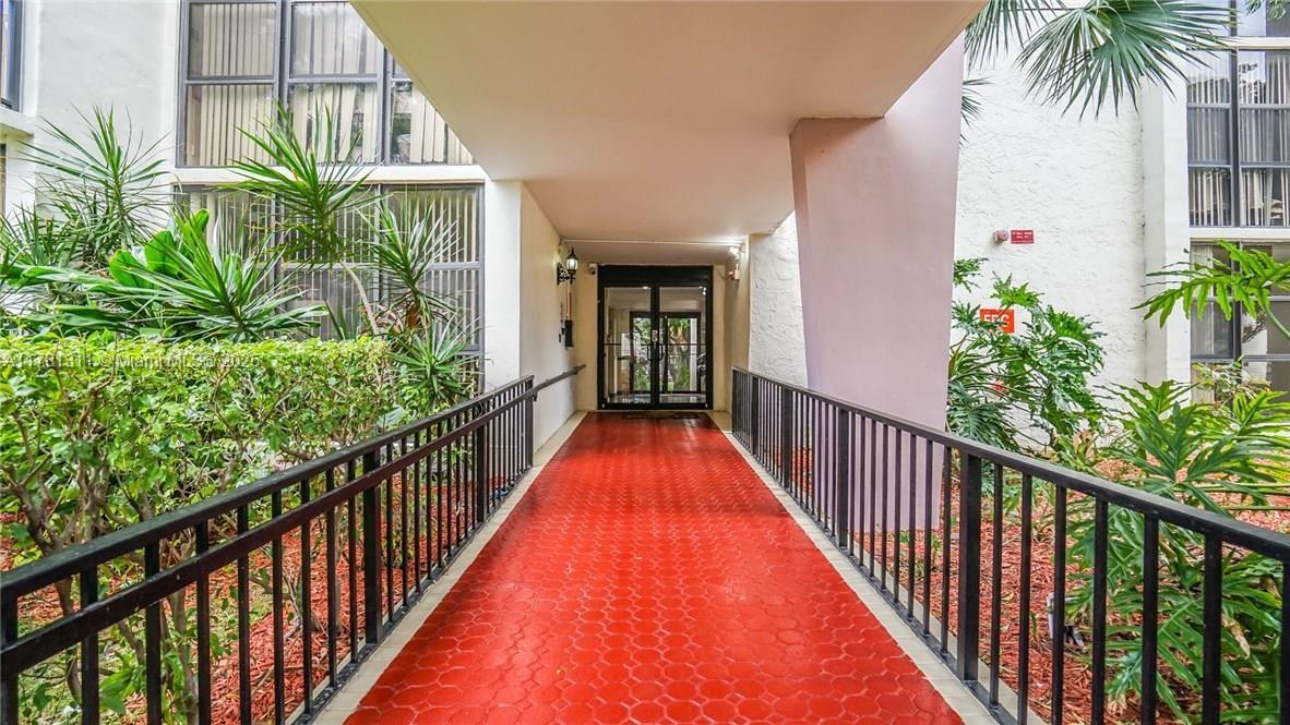 17011 North Bay Road, Unit 701 Sunny Isles Beach, FL 33160 - Photo 23 of 41 a view of a house with balcony