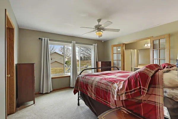 $579,900 | W5071 Clearwater Lane, Sugar Creek, WI 53121