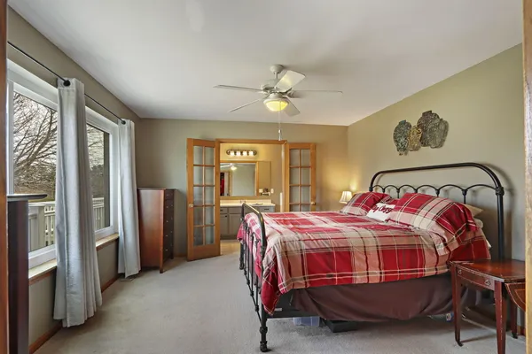 $579,900 | W5071 Clearwater Lane, Sugar Creek, WI 53121