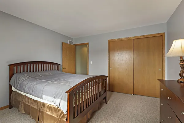 $579,900 | W5071 Clearwater Lane, Sugar Creek, WI 53121