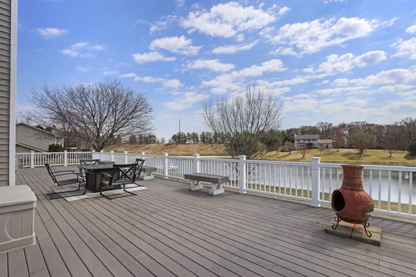 $579,900 | W5071 Clearwater Lane, Sugar Creek, WI 53121