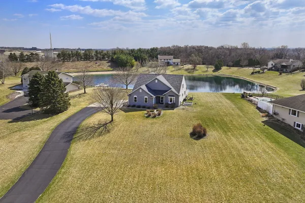 $579,900 | W5071 Clearwater Lane, Sugar Creek, WI 53121